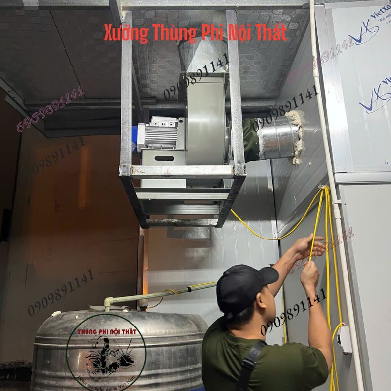 Hút khói âm tường hiện đại 