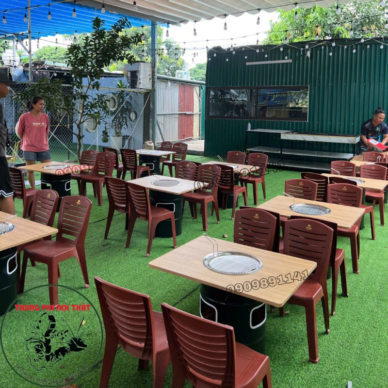 Bàn ghế nướng mini - Giải pháp tiện lợi cho mô hình quán ăn vỉa hè
