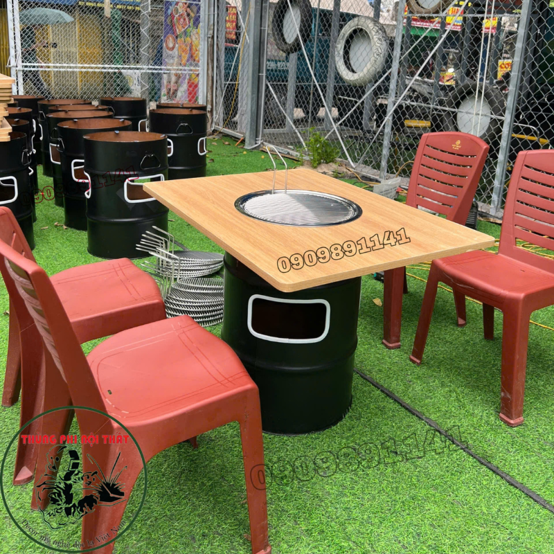 Bàn nướng mini mặt giả gỗ, chân thùng phi